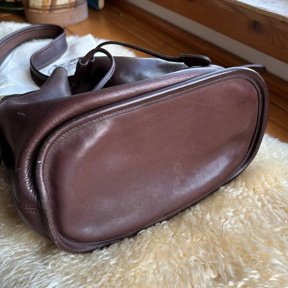 Vintage Coach Legacy Drawstring Bucket Crossbody - Picture 5 of 15